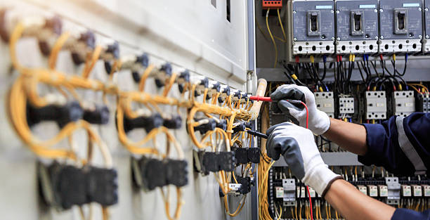 Professional Electrician technician working in Cotulla, TX